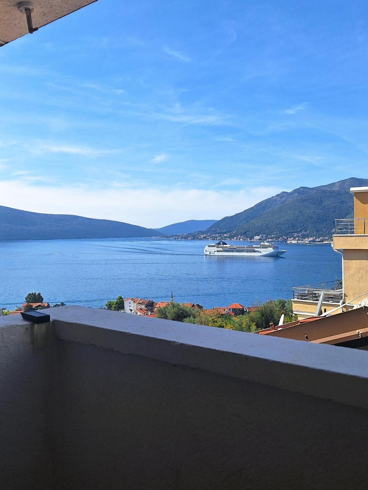 Adriabay Studio Tivat Exterior foto
